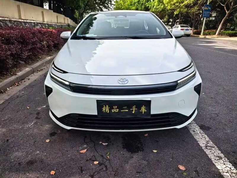 Toyota Corolla 1.8 Dual Engine Pioneer