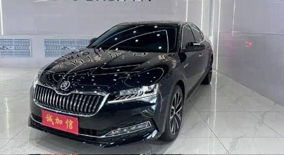 Skoda Superb TSI280 Premium Edition